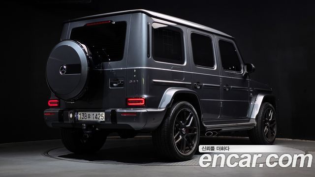 Mercedes-Benz G-Class AMG G63 - фото 1
