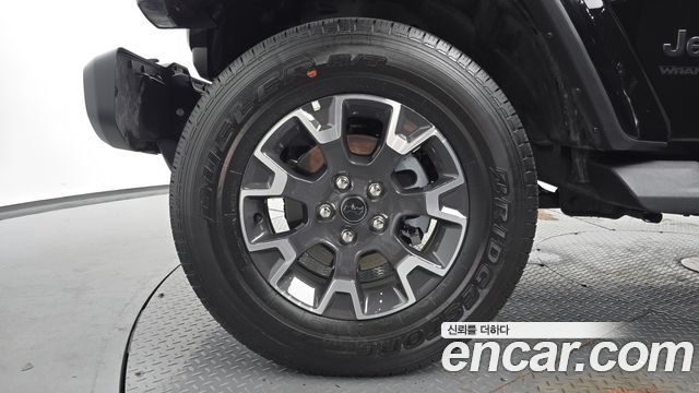 Jeep Wrangler JL 2.0 Sahara Power Top 4Door - фото 4