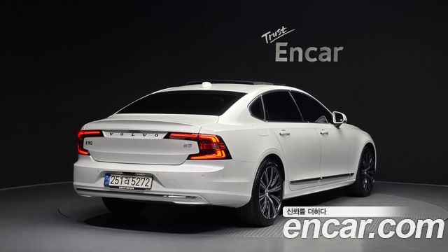 Volvo S90 B5 Ultimate Bright - фото 1