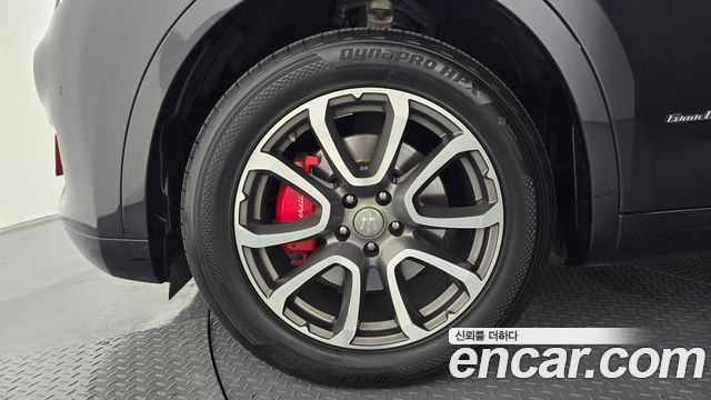 Maserati Levante 3.0 AWD GranLusso - фото 4