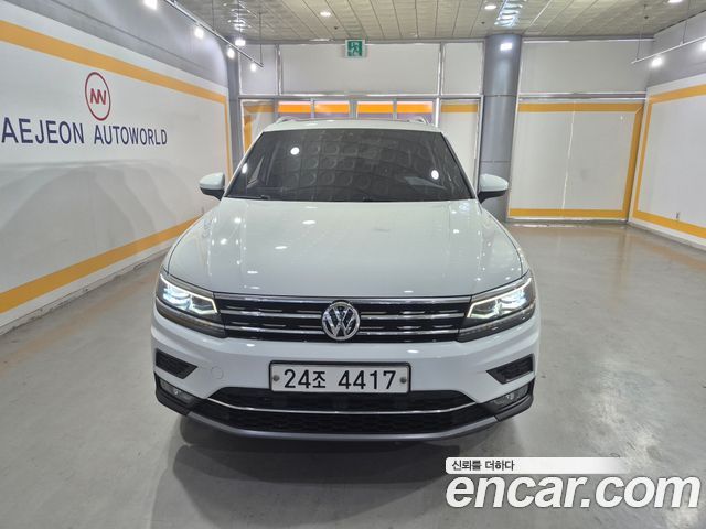 Volkswagen Tiguan 2-го поколения 2.0 TDI 4Motion Prestige - фото 1