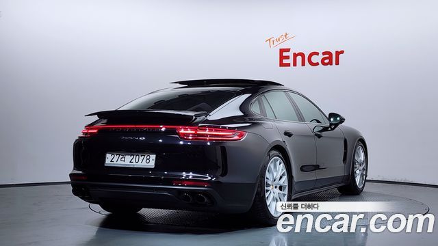 Porsche Panamera 3.0 AWD - фото 0