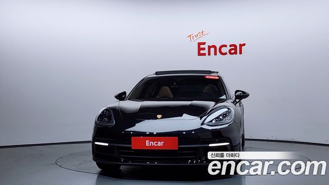 Porsche Panamera 3.0 AWD - фото 1