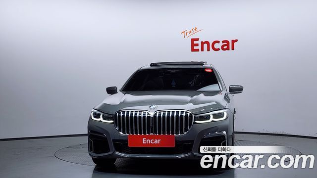 BMW 7-Series G11 740Li xDrive M Sport Package - фото 2