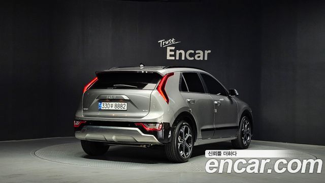 Kia Niro Совершенно новый Signature - фото 1