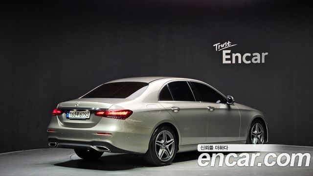 Mercedes-Benz E-Class W213 E250 AMG Line - фото 1