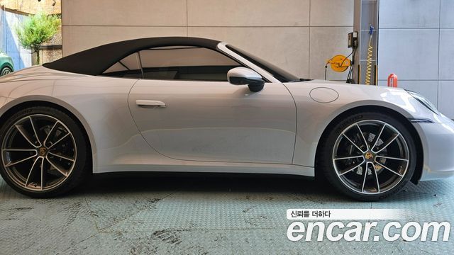 Porsche 911 Carrera Cabriolet - фото 4