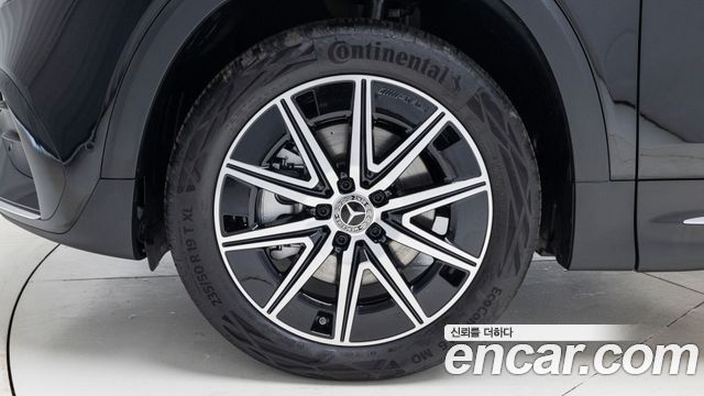 Mercedes-Benz EQB X243 EQB300 4MATIC AMG Line - фото 4