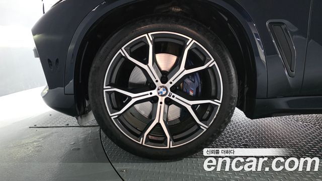 BMW X5 G05 xDrive 40i M Sport - фото 4