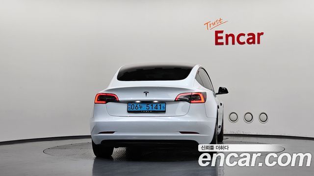 Tesla Model 3 RWD - фото 3