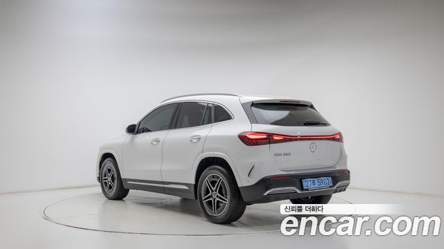 Mercedes-Benz EQA H243 EQA250 AMG Line - фото 1