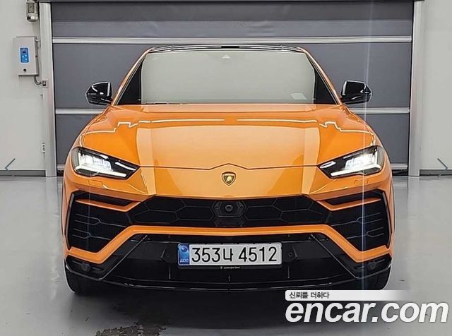 Lamborghini Urus 4.0 V8 - фото 1