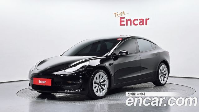 Tesla Model 3 Long Range AWD - фото 0