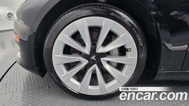 Tesla Model 3 Long Range AWD - фото 4