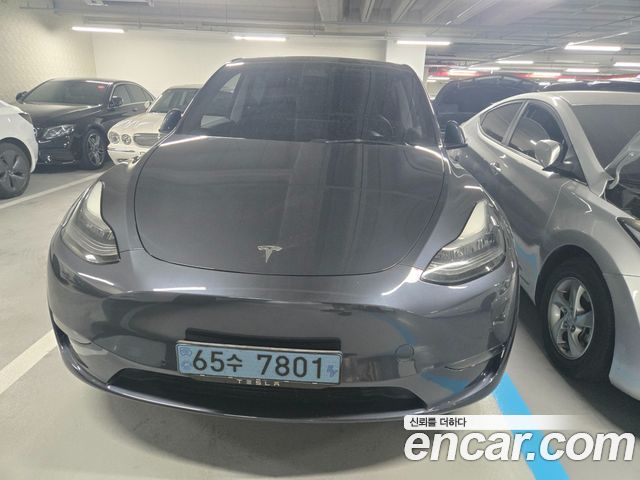 Tesla Model Y Long Range AWD - фото 2