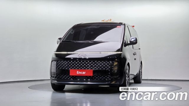 Hyundai Staria Lounge 9-Seater Prestige - фото 2