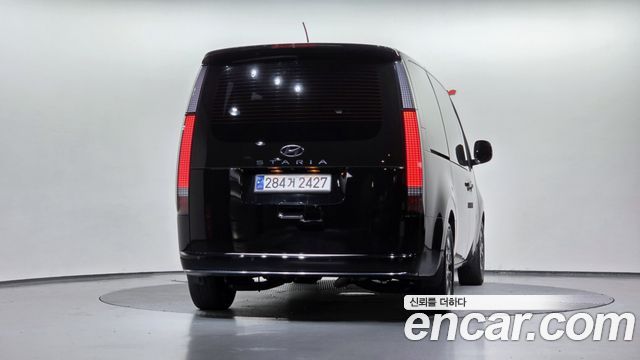 Hyundai Staria Lounge 9-Seater Prestige - фото 3