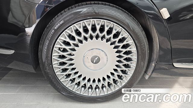 Genesis G90 5.0 AWD Prestige - фото 4