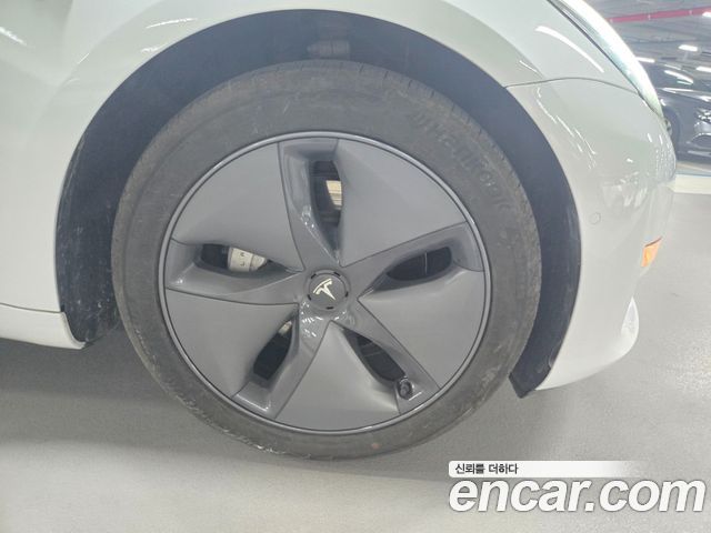 Tesla Model 3 Long Range AWD - фото 4