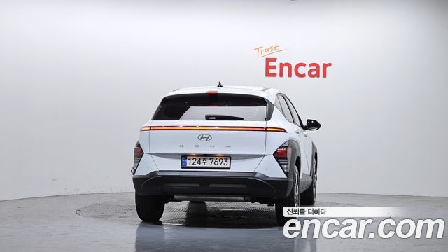 Hyundai Kona SX2 Gasoline 1.6 Turbo 2WD Modern - фото 3