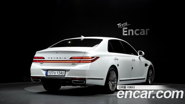 Genesis G90 3.3 T AWD Premium Luxury - фото 1