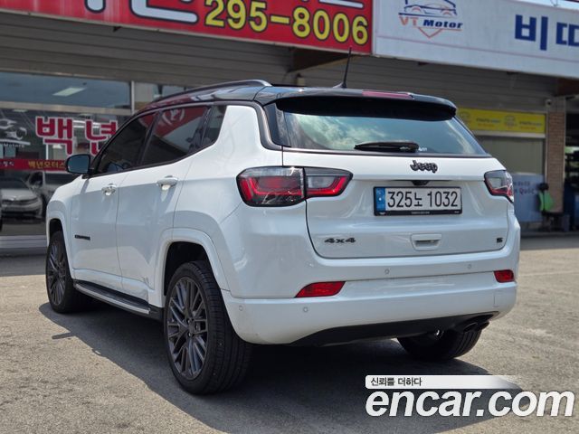Jeep Compass 2-го поколения S2.4 AWD - фото 2