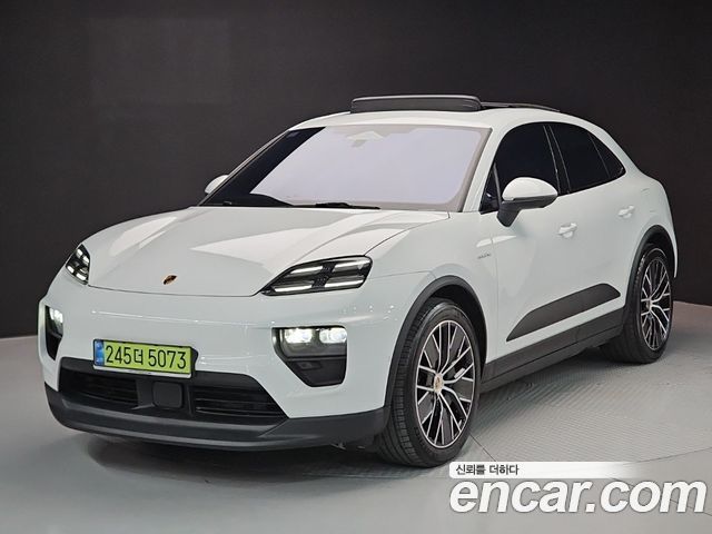 Porsche Macan EV 4S - фото 1