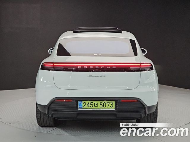 Porsche Macan EV 4S - фото 2