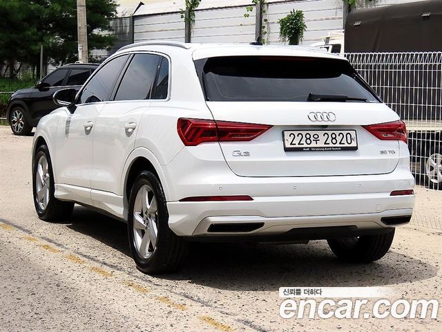 Audi Q3 F3 35 TDI Premium - фото 1