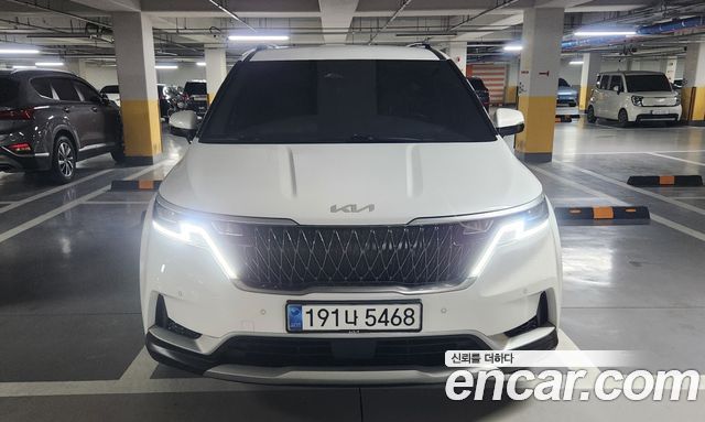 Kia Carnival 4-го поколения 9-Seater Prestige - фото 0