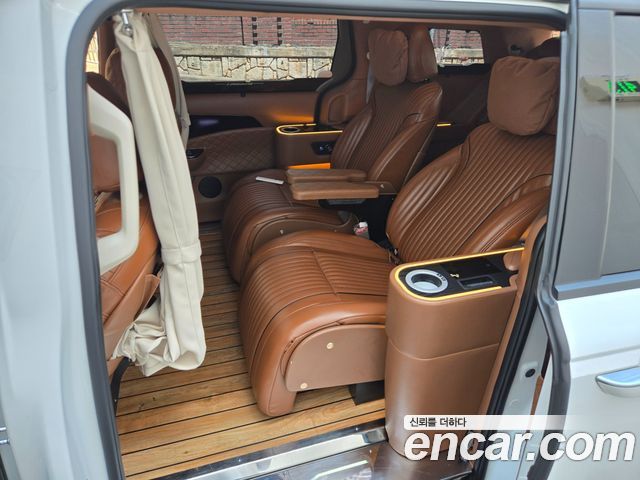 Kia Carnival 4-го поколения Gasoline 9-seater Limousine(Special vehicle) - фото 4