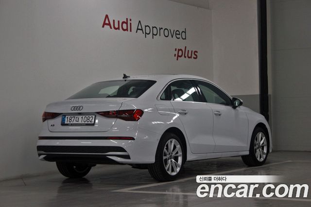 Audi A3 40 TFSI - фото 1