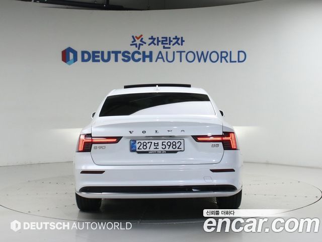 Volvo S90 B5 Ultra Bright - фото 3