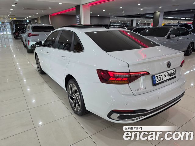 Volkswagen Jetta 7-го поколения 1.5 TSI Prestige - фото 1
