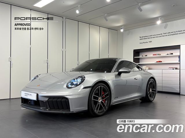 Porsche 911 Carrera 4 GTS - фото 0