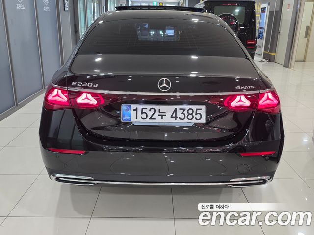 Mercedes-Benz E-Class W214 E220d 4MATIC Exclusive - фото 3