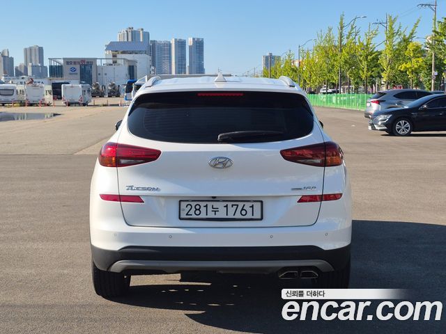 Hyundai Tucson Совершенно новый Diesel 1.6 4WD Modern - фото 4