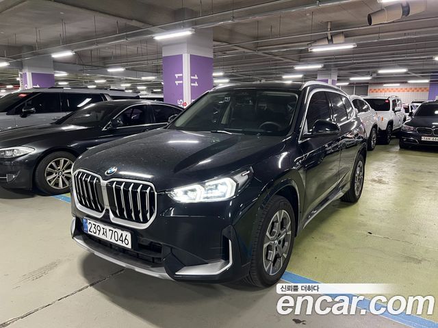 BMW X1 U11 xDrive 20i xLine - фото 0
