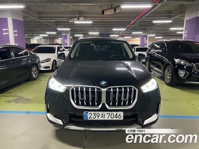 BMW X1 U11 xDrive 20i xLine - фото 1