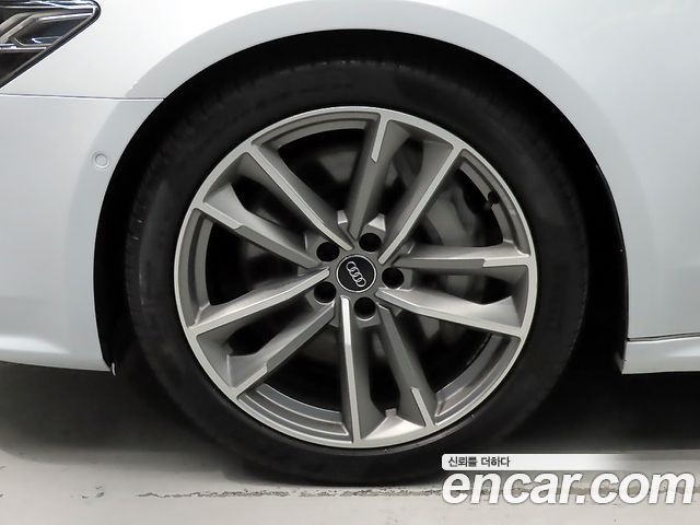 Audi A7 55 TFSI Quattro Premium - фото 4