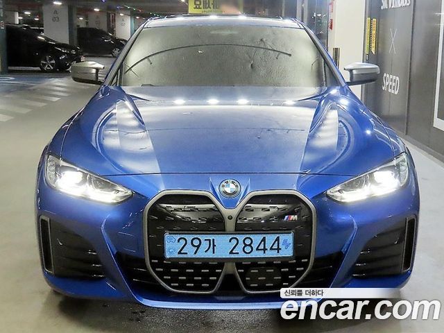 BMW i4 M50 - фото 1