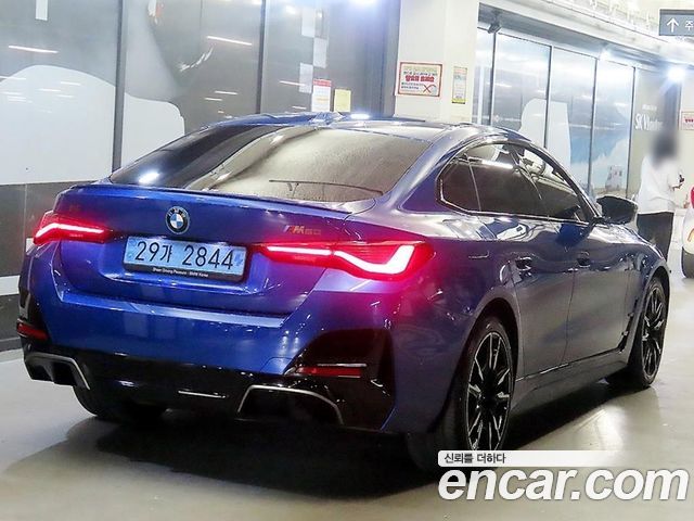 BMW i4 M50 - фото 3