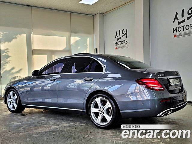Mercedes-Benz E-Class W213 E200 Avantgarde - фото 1