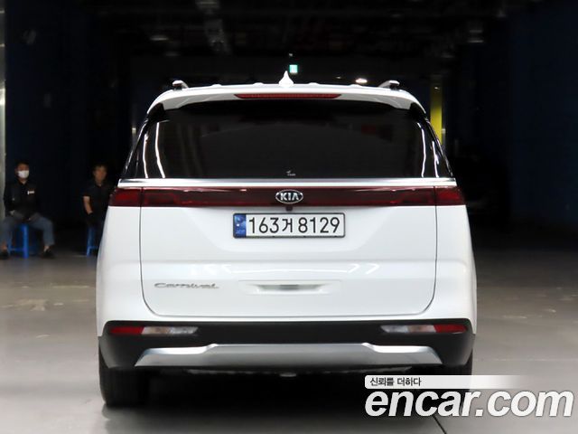 Kia Carnival 4-го поколения 9-Seater Noblesse - фото 3