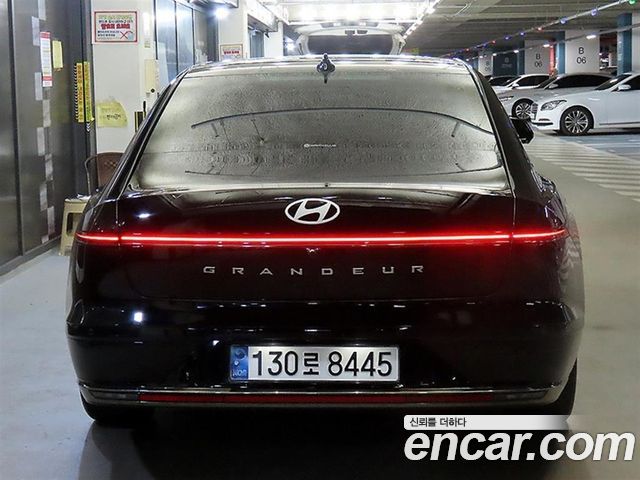 Hyundai Grandeur GN7 2,5 Gasoline 2WD Calligraphy - фото 4