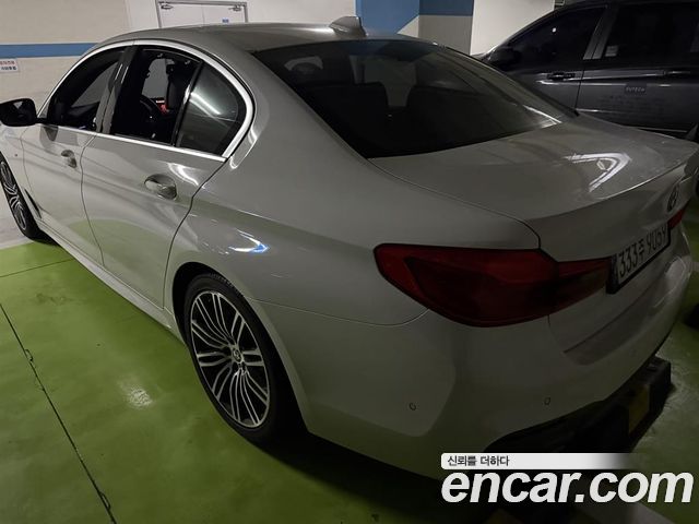 BMW 5-Series G30 520d M Sport Package Plus - фото 3