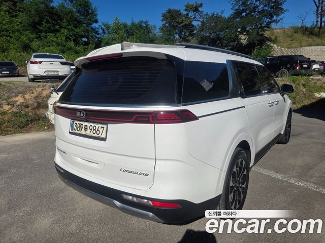 Kia Carnival 4-го поколения 7-Seater Signature - фото 1