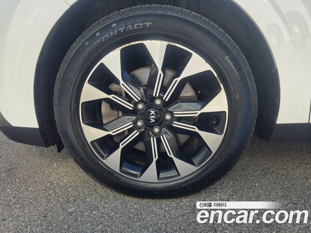 Kia Carnival 4-го поколения 7-Seater Signature - фото 4
