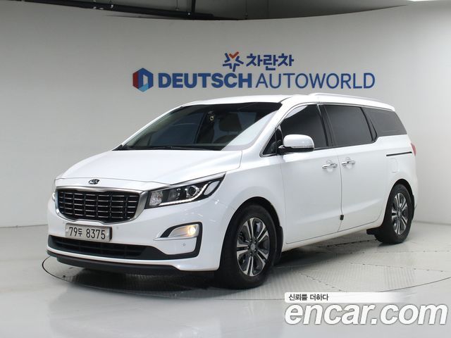 Kia Carnival Новый 11-Seater Prestige - фото 0