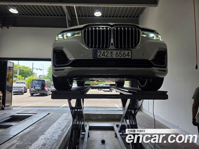 BMW X7 G07 xDrive 30d Design Pure Excellent 6-Seater - фото 0